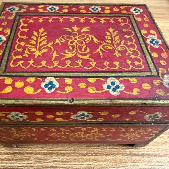 Cost Plus World Market Shekhawati Painted Box - Picture 7 of 9